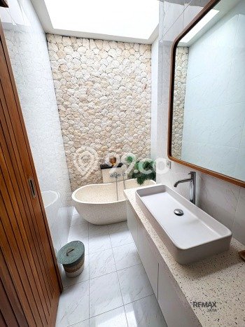 Lokasi Strategis! Vila di Denpasar Barat, Luas 100m2m², Kualitas Prima Lokasi Strategis! Vila di Denpasar Barat, Luas 100m2m², Kualitas Prima