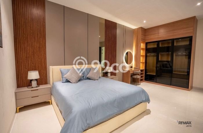 Vila Kawasan , Area 200m2m², Posisi Strategis Vila Kawasan , Area 200m2m², Posisi Strategis