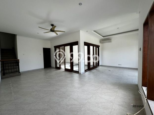 Rumah sewa siap pakai 2 KT di Seminyak, Badung Rumah sewa siap pakai 2 KT di Seminyak, Badung