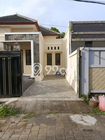 Rumah Minimalis 3 Kamar LT 144m2 di Kutuh Rumah Minimalis 3 Kamar LT 144m2 di Kutuh