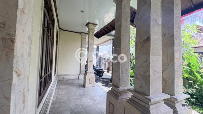 Disewakan! Rumah 4 Kamar Tidur &
3 Kamar Mandi di Renon, Denpasar Disewakan! Rumah 4 Kamar Tidur &
3 Kamar Mandi di Renon, Denpasar