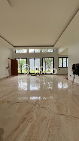 Siap Huni Hunian Elit 4 Kamar di BSD Dekat ke Mana Pun Siap Huni Hunian Elit 4 Kamar di BSD Dekat ke Mana Pun