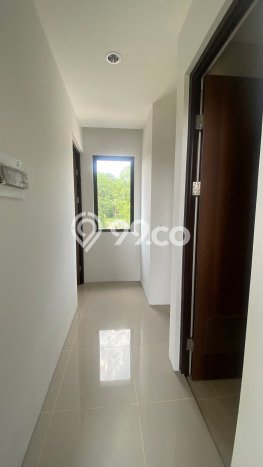 Hunian Mewah Dijual LT 130m2 di Serpong, Tangerang Selatan Hunian Mewah Dijual LT 130m2 di Serpong, Tangerang Selatan