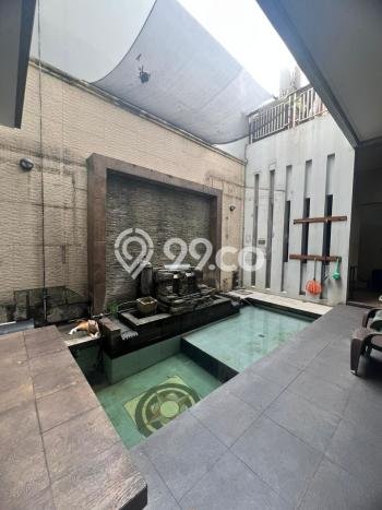 Ready to Use! Luxury House LT 322m2 Desain Modern di BSD Ready to Use! Luxury House LT 322m2 Desain Modern di BSD