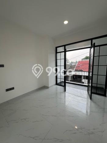 Rumah Modern 3 KT di BSD Tangerang Unfurnished Rumah Modern 3 KT di BSD Tangerang Unfurnished