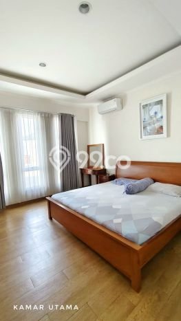 Rumah Elit Modern Siap Huni di Alam Sutera Tangerang Rumah Elit Modern Siap Huni di Alam Sutera Tangerang