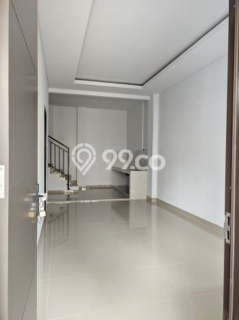 Jual Rumah Eksklusif 3 KT di Gading Serpong, Tangerang Jual Rumah Eksklusif 3 KT di Gading Serpong, Tangerang