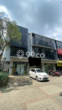 Ruko Dijual di BSD Tangerang Selatan dengan Luas Bangunan 194m2 Ruko Dijual di BSD Tangerang Selatan dengan Luas Bangunan 194m2