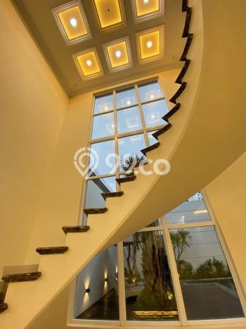 Hunian Mewah LB 1050m2 Siap Huni Desain Elegan di Pondok Indah, Jakarta Selatan Hunian Mewah LB 1050m2 Siap Huni Desain Elegan di Pondok Indah, Jakarta Selatan
