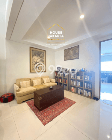 Rumah Elit Modern Siap Huni di Pondok Indah Jakarta Selatan Rumah Elit Modern Siap Huni di Pondok Indah Jakarta Selatan