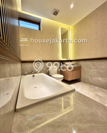 Hot Offer Hunian Mewah Ideal dan Luas di Menteng, Jakarta Pusat Hot Offer Hunian Mewah Ideal dan Luas di Menteng, Jakarta Pusat