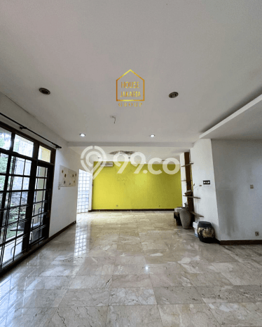 Ready to Use! Luxury House LT 235m2 Desain Elegan di Pondok Indah Ready to Use! Luxury House LT 235m2 Desain Elegan di Pondok Indah