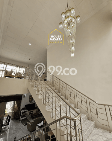 Ready to Use! Premium House LT 660m2 Desain Modern di Pondok Indah Ready to Use! Premium House LT 660m2 Desain Modern di Pondok Indah