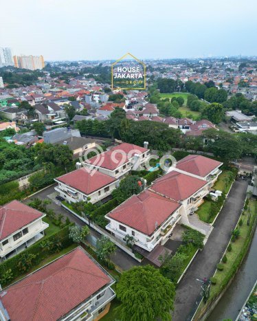 Tanah Strategis di , Luas 17607m2m², Ideal untuk Investasi Tanah Strategis di , Luas 17607m2m², Ideal untuk Investasi