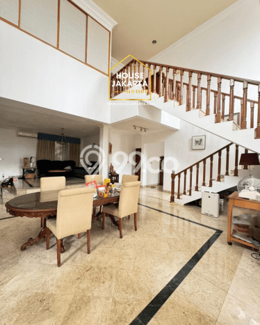 Rumah Elit Modern Tanpa Renovasi di Cipete Jakarta Selatan Rumah Elit Modern Tanpa Renovasi di Cipete Jakarta Selatan
