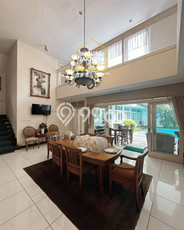 Rumah Elit Modern Tanpa Renovasi di Pondok Indah Jakarta Selatan Rumah Elit Modern Tanpa Renovasi di Pondok Indah Jakarta Selatan