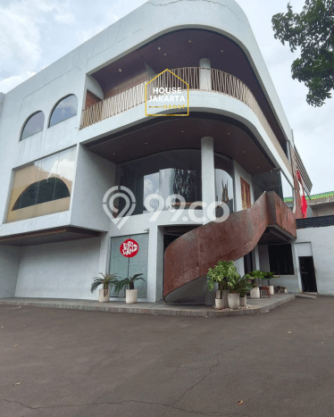 Area Strategis! Disewakan Komersial Lokasi Kebayoran Baru, Jakarta Selatan Cocok untuk Bisnis Area Strategis! Disewakan Komersial Lokasi Kebayoran Baru, Jakarta Selatan Cocok untuk Bisnis