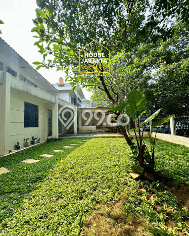 Komersial Dijual di Jakarta Selatan LT 469m2 & LB 301m2 Lokasi Terbaik! Komersial Dijual di Jakarta Selatan LT 469m2 & LB 301m2 Lokasi Terbaik!