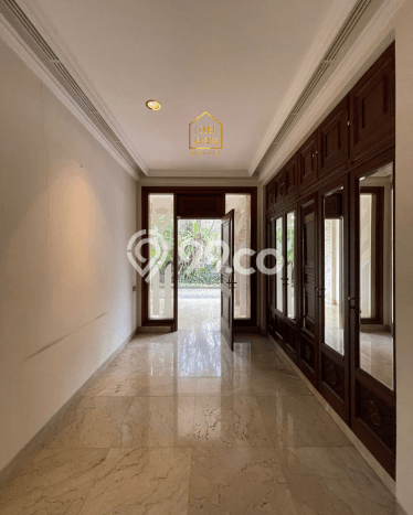 Rumah Elit LB 1440m2 Siap Huni Desain Elegan di Pondok Indah, Jakarta Selatan Rumah Elit LB 1440m2 Siap Huni Desain Elegan di Pondok Indah, Jakarta Selatan