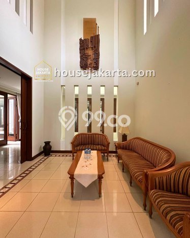 Rumah Mewah LB 434m2 Siap Pakai Desain Elegan di Mampang, Jakarta Selatan Rumah Mewah LB 434m2 Siap Pakai Desain Elegan di Mampang, Jakarta Selatan
