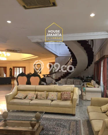 Dijual Rumah Luas Elegan Dengan View Cantik di Pondok Indah, Jakarta Selatan Dijual Rumah Luas Elegan Dengan View Cantik di Pondok Indah, Jakarta Selatan
