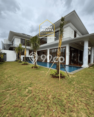 Rumah Elit LB 1100m2 Siap Pakai Desain Elegan di Kemang, Jakarta Selatan Rumah Elit LB 1100m2 Siap Pakai Desain Elegan di Kemang, Jakarta Selatan