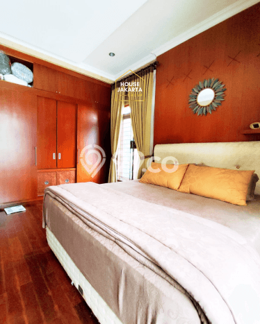 Rumah Elit Modern Tanpa Renovasi di Ciganjur Jakarta Selatan Rumah Elit Modern Tanpa Renovasi di Ciganjur Jakarta Selatan