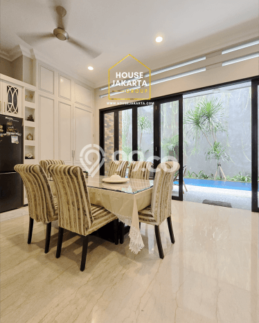 Dijual Rumah Mewah Elegan Dengan View Cantik di Panglima Polim, Jakarta Selatan Dijual Rumah Mewah Elegan Dengan View Cantik di Panglima Polim, Jakarta Selatan