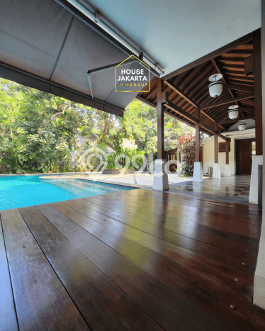 For Sale! Premium House LT 1925m2 Desain Elegan di Cipete For Sale! Premium House LT 1925m2 Desain Elegan di Cipete