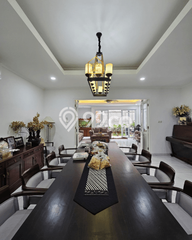 Ready to Use! Premium House LT 400m2 Desain Elegan di Pondok Indah Ready to Use! Premium House LT 400m2 Desain Elegan di Pondok Indah