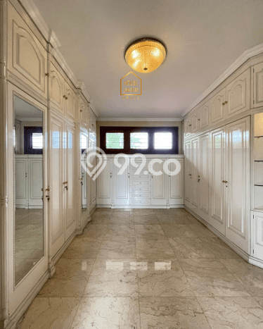 Rumah Elit LB 1440m2 Siap Huni Desain Elegan di Pondok Indah, Jakarta Selatan Rumah Elit LB 1440m2 Siap Huni Desain Elegan di Pondok Indah, Jakarta Selatan