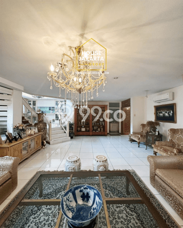 Rumah Elit Modern Tanpa Renovasi di Pondok Indah Jakarta Selatan Rumah Elit Modern Tanpa Renovasi di Pondok Indah Jakarta Selatan