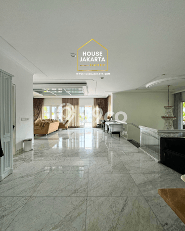Siap Huni Rumah Mewah 5 Kamar di Menteng Dekat ke Mana Saja Siap Huni Rumah Mewah 5 Kamar di Menteng Dekat ke Mana Saja
