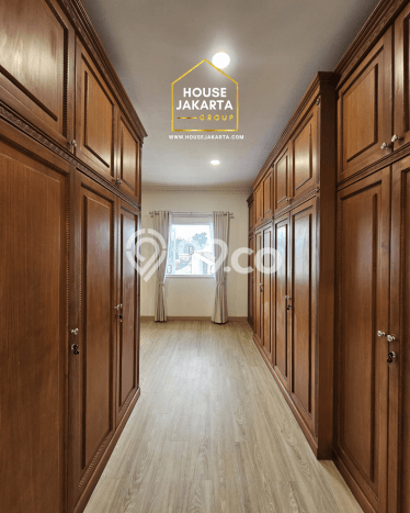 Ready to Use! Premium House LT 755m2 Desain Modern di Pondok Indah Ready to Use! Premium House LT 755m2 Desain Modern di Pondok Indah