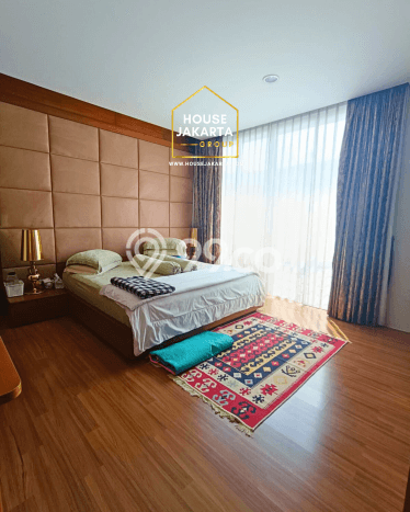 Siap Huni Rumah Mewah 5 Kamar di Cilandak Dekat ke Mana Pun Siap Huni Rumah Mewah 5 Kamar di Cilandak Dekat ke Mana Pun