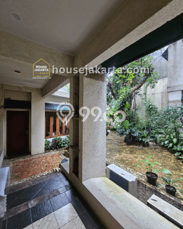 For Sale! Luxury House LT 403m2 Desain Elegan di Pondok Indah For Sale! Luxury House LT 403m2 Desain Elegan di Pondok Indah