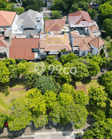 Siap Huni Rumah Mewah 5 Kamar di Kebayoran Baru Dekat ke Mana Saja Siap Huni Rumah Mewah 5 Kamar di Kebayoran Baru Dekat ke Mana Saja