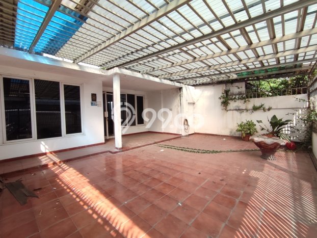 Ruko Kawasan Wahid Hasyim, Luas 700m², Pusat Komersial, Siap Operasi Ruko Kawasan Wahid Hasyim, Luas 700m², Pusat Komersial, Siap Operasi
