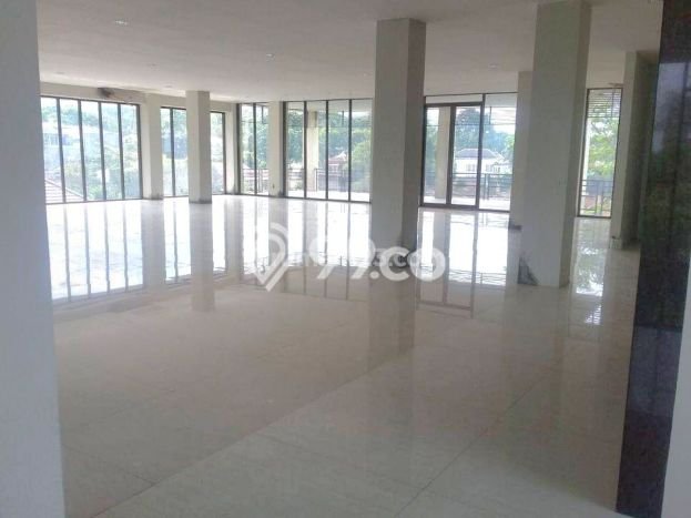 Gudang Bagus Dijual di Setiabudi Bandung Strategis Cocok untuk Kembangkan Bisnis Gudang Bagus Dijual di Setiabudi Bandung Strategis Cocok untuk Kembangkan Bisnis