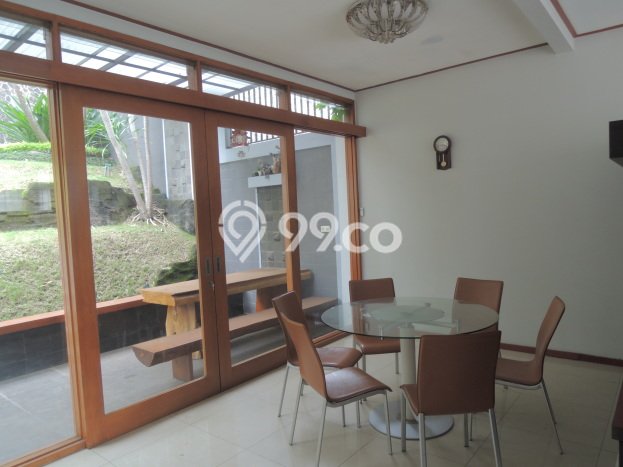Rumah Sewa Bandung LT 300m2 LB 350m2 Area Setra Duta Rumah Sewa Bandung LT 300m2 LB 350m2 Area Setra Duta