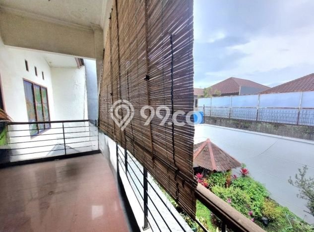 Jual Rumah Mewah Elegan Dengan View Cantik di mekar wangi, Bandung Jual Rumah Mewah Elegan Dengan View Cantik di mekar wangi, Bandung