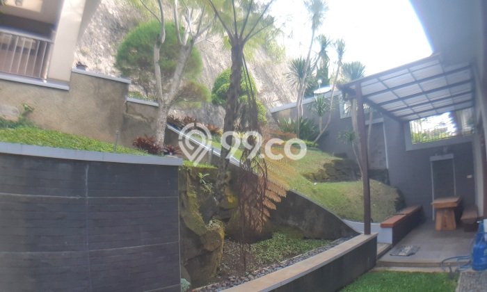 Rumah Sewa Bandung LT 300m2 LB 350m2 Area Setra Duta Rumah Sewa Bandung LT 300m2 LB 350m2 Area Setra Duta