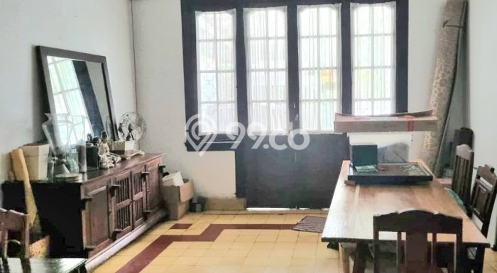 Rumah Elit LB 693m2 Siap Pakai Desain Elegan di Riau, Bandung Rumah Elit LB 693m2 Siap Pakai Desain Elegan di Riau, Bandung