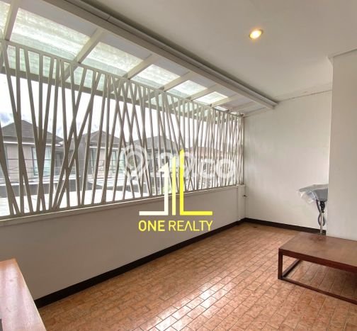 Rumah Elit LB 500m2 Siap Huni Desain Elegan di Setra Sari, Bandung Rumah Elit LB 500m2 Siap Huni Desain Elegan di Setra Sari, Bandung