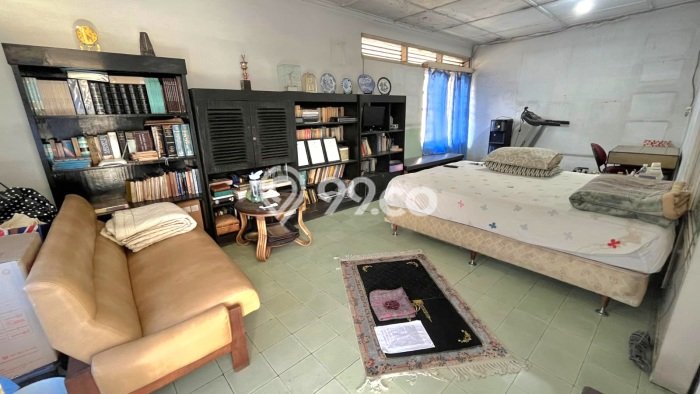 Rumah Elit LB 600m2 Siap Huni Desain Elegan di Supratman, Bandung Rumah Elit LB 600m2 Siap Huni Desain Elegan di Supratman, Bandung