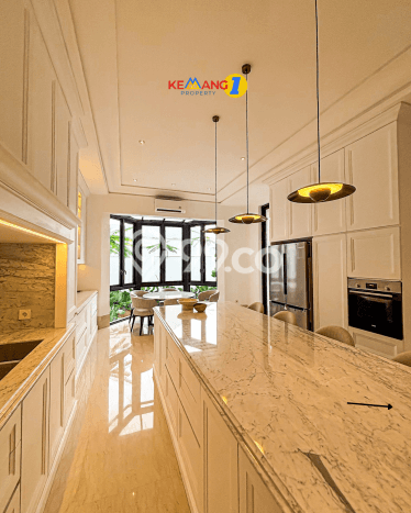 Rumah Elit Modern Tanpa Renovasi di Kemang Jakarta Selatan Rumah Elit Modern Tanpa Renovasi di Kemang Jakarta Selatan