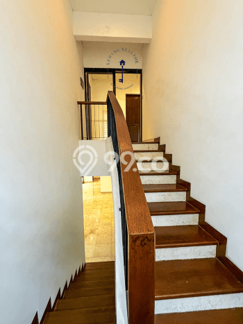 Rumah Elit LB 450m2 Siap Pakai Desain Elegan di Kemang, Jakarta Selatan Rumah Elit LB 450m2 Siap Pakai Desain Elegan di Kemang, Jakarta Selatan
