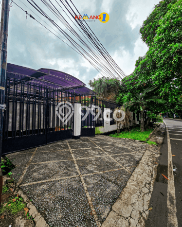 Rumah Elit Modern Tanpa Renovasi di Tanah Kusir Jakarta Selatan Rumah Elit Modern Tanpa Renovasi di Tanah Kusir Jakarta Selatan