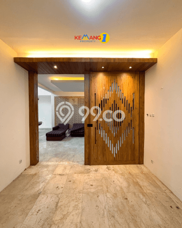 Hunian Mewah Dijual LT 284m2 di Pasar Minggu, Jakarta Selatan Hunian Mewah Dijual LT 284m2 di Pasar Minggu, Jakarta Selatan