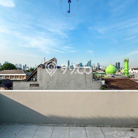 Rumah Mewah LB 186m2 Siap Huni Desain Elegan di Bangka, Jakarta Selatan Rumah Mewah LB 186m2 Siap Huni Desain Elegan di Bangka, Jakarta Selatan
